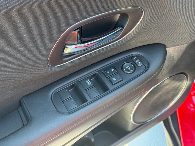 Used 2020 Honda HR-V EX image 16