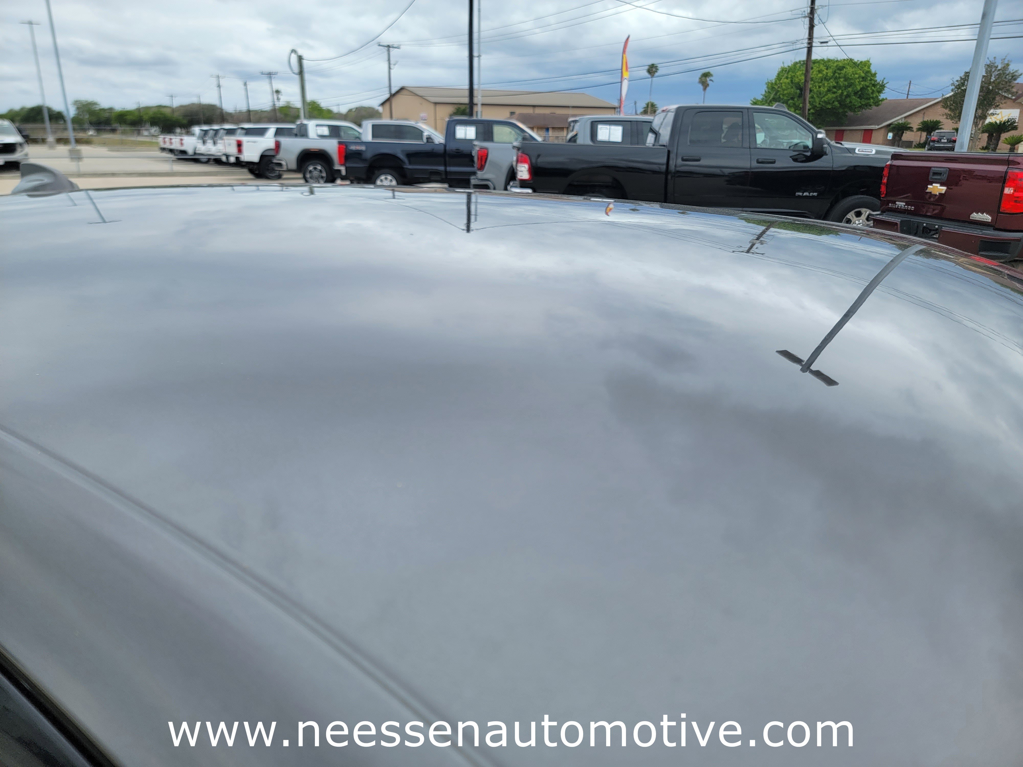 Used 2022 Chrysler 300 Touring L image 8