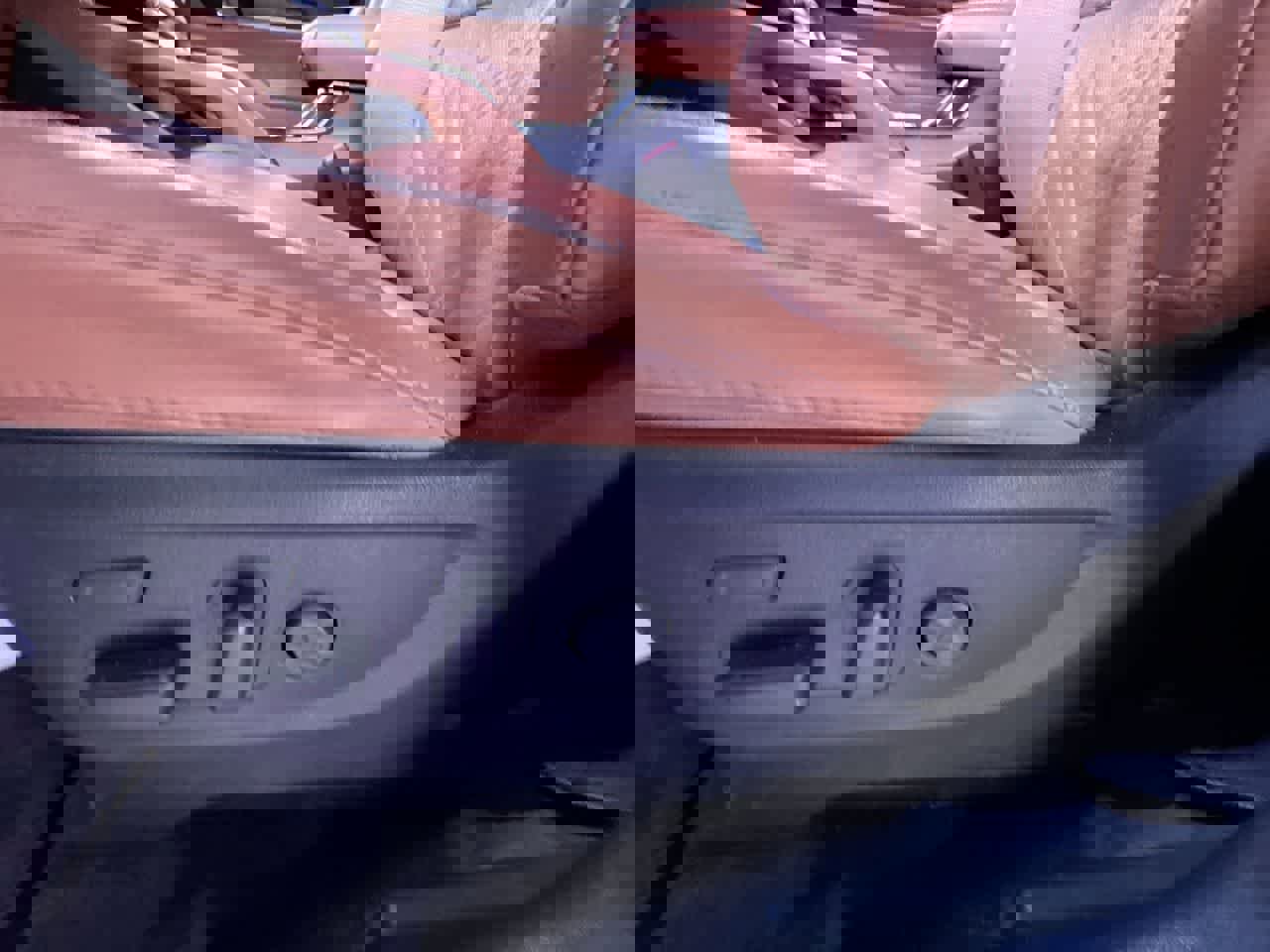 Used 2025 Kia Telluride SX Prestige X-Line image 13