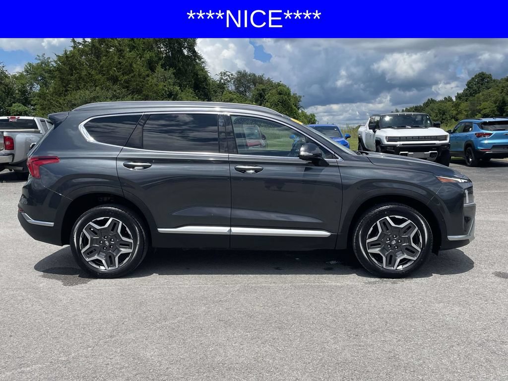 Used 2023 Hyundai Santa Fe Limited AWD/4WD image 2