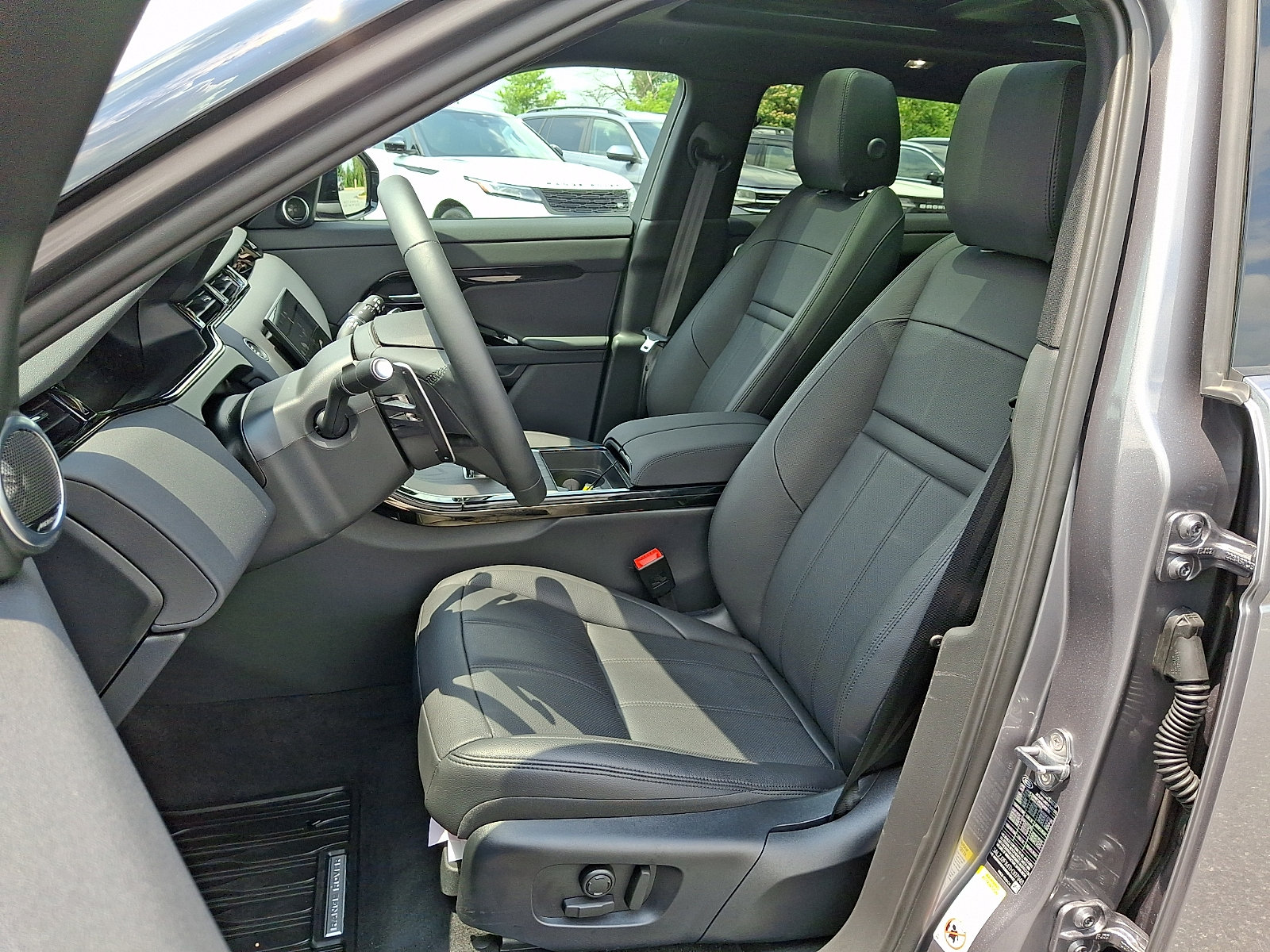 Used 2026 Land Rover Range Rover Evoque S AWD/4WD image 14