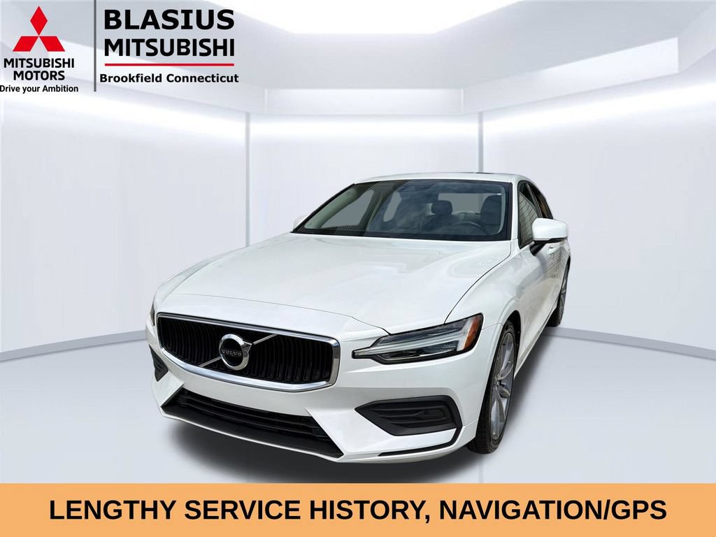 Used 2019 Volvo S60 T5 Momentum w/ Multimedia Package FWD image 3