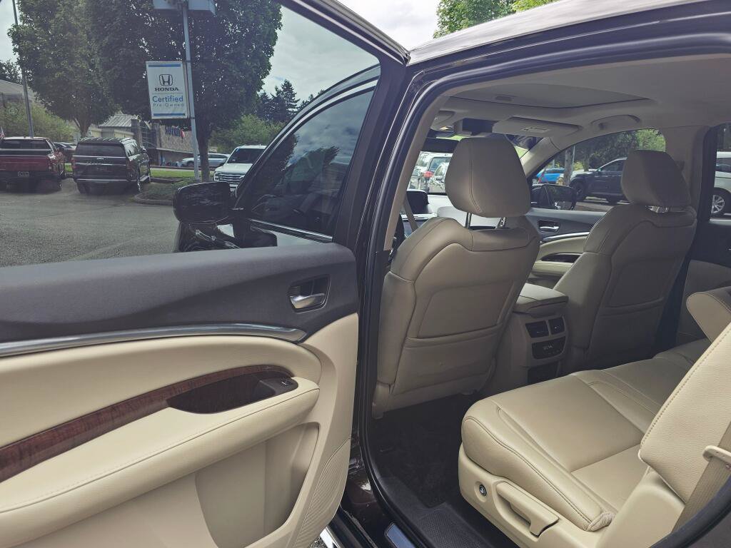 Used 2018 Acura MDX SH-AWD w/ Technology Package image 18