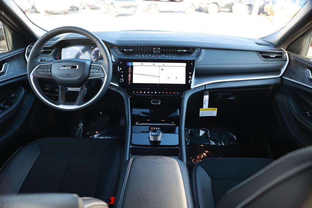 New 2026 Jeep Grand Cherokee Altitude RWD image 22
