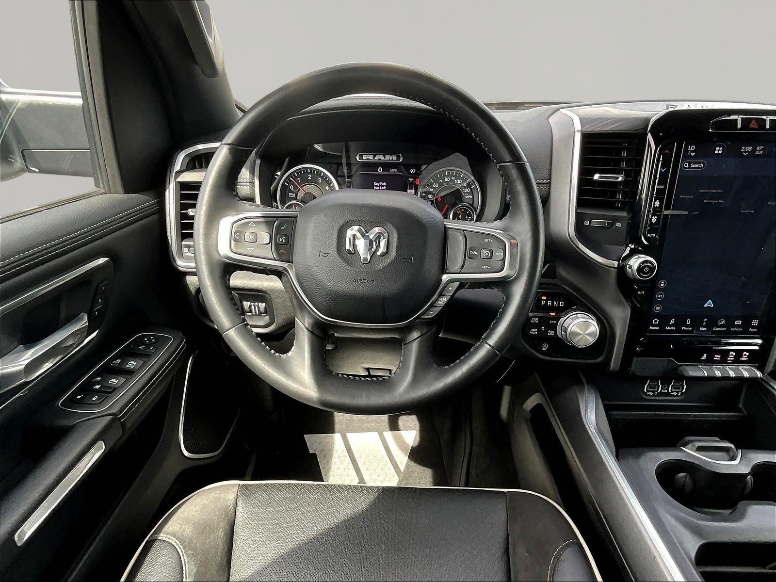 Used 2024 RAM 1500 Laramie AWD/4WD image 8