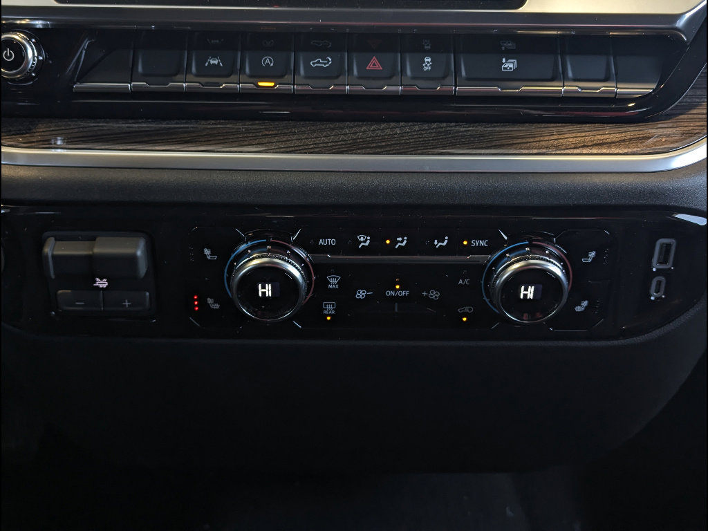 New 2026 GMC Sierra 1500 Elevation image 25