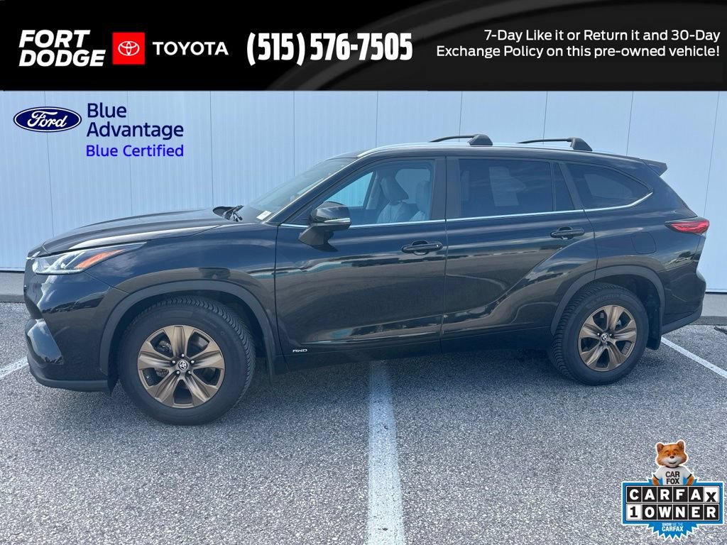 Used 2023 Toyota Highlander Bronze Edition AWD/4WD image 1