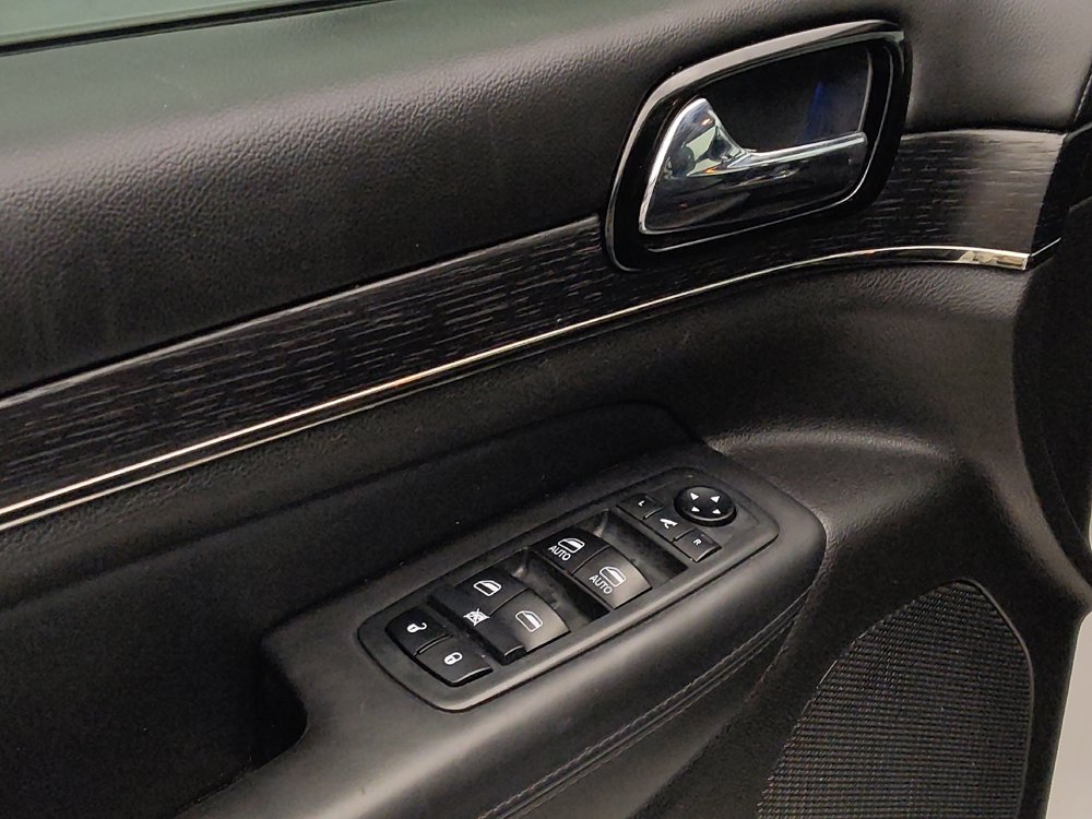 Used 2019 Jeep Grand Cherokee High Altitude RWD image 27