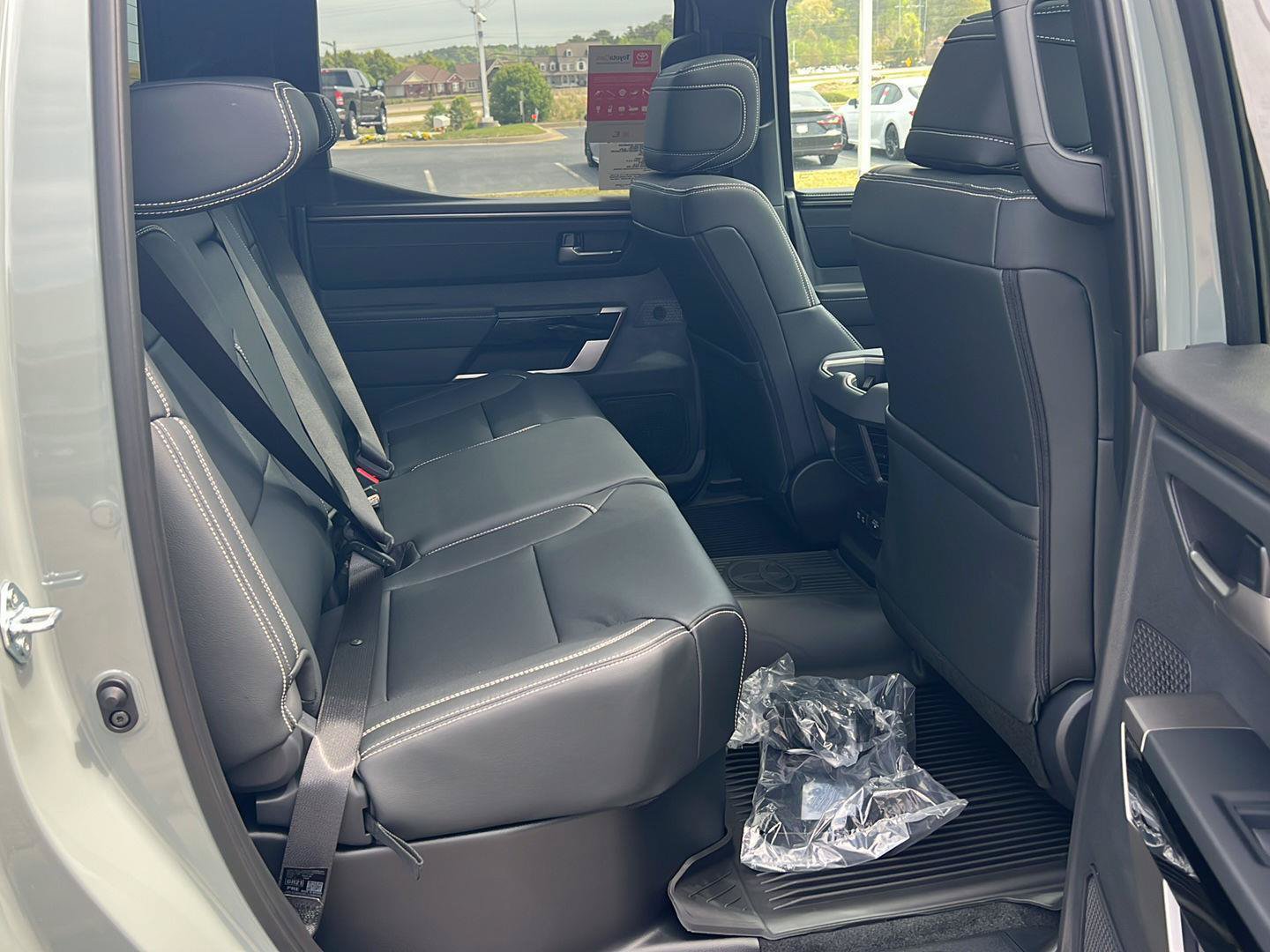 New 2026 Toyota Tundra Limited AWD/4WD image 12