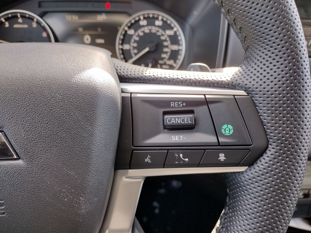 New 2026 Mitsubishi Outlander SE image 26