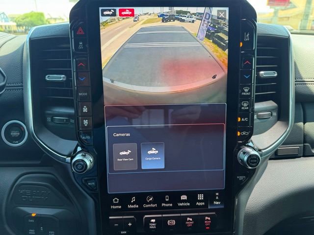 New 2026 RAM 2500 Laramie AWD/4WD image 23