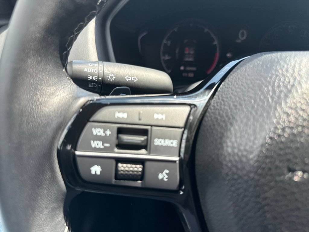 Certified 2025 Honda Civic Sport image 24