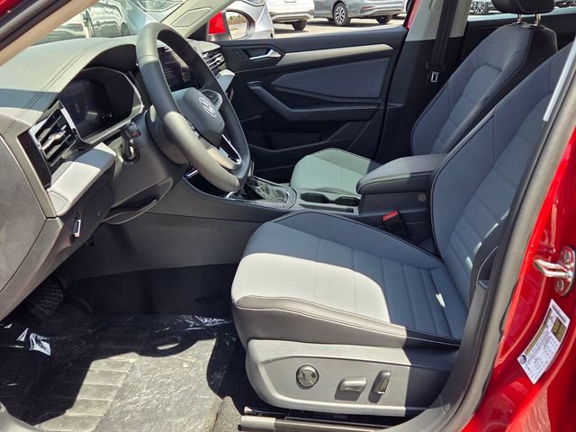 New 2026 Volkswagen Jetta SE FWD image 5