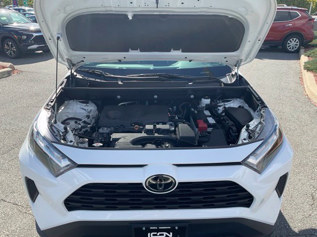 Used 2025 Toyota RAV4 XLE AWD/4WD image 22
