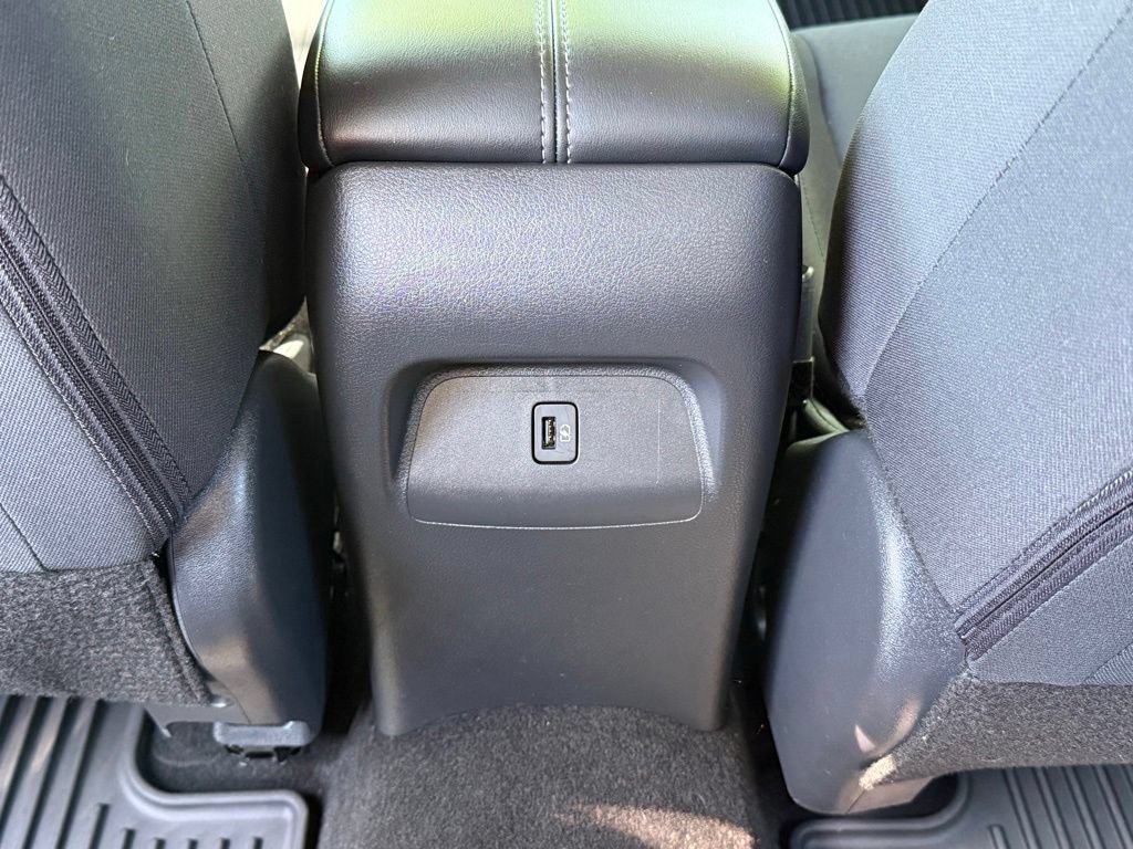 Used 2024 Nissan Sentra SV FWD image 22