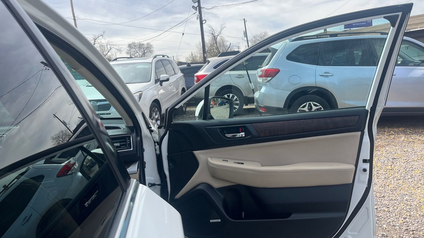 Used 2016 Subaru Outback 2.5i Limited image 11