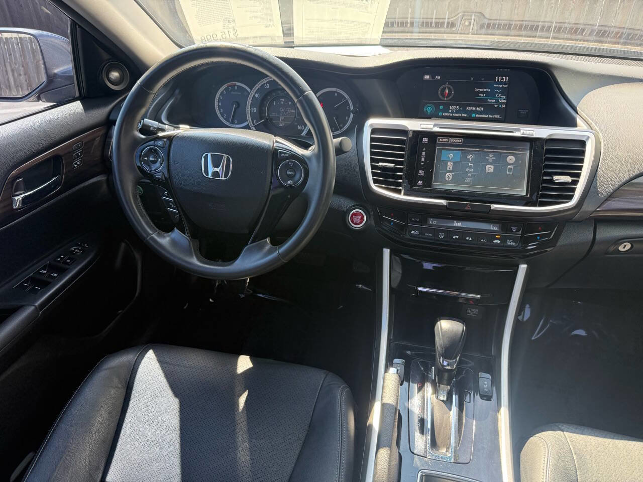 Used 2017 Honda Accord EX-L image 7