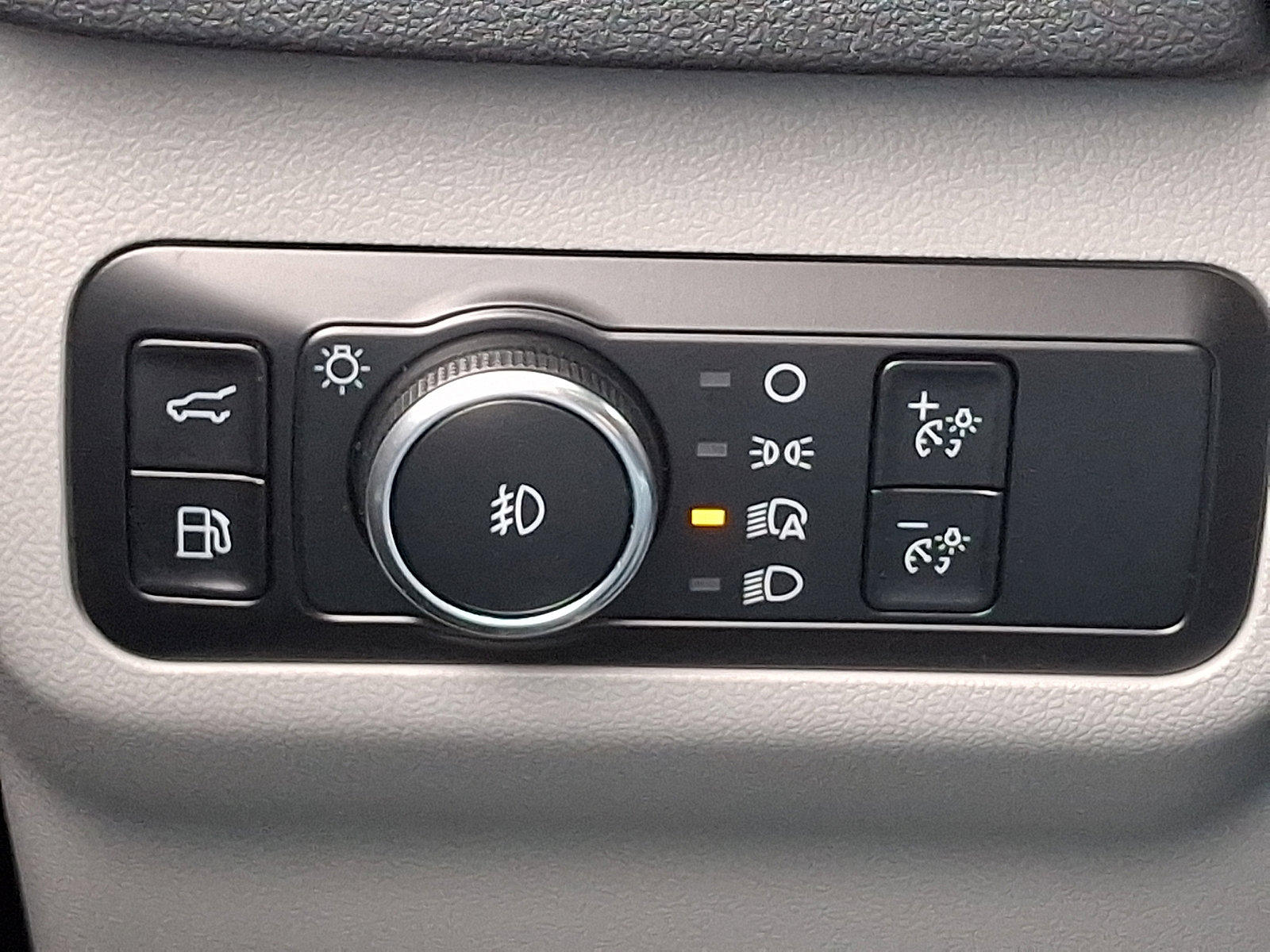 Used 2024 Ford Escape SE w/ PHEV Premium Package image 27