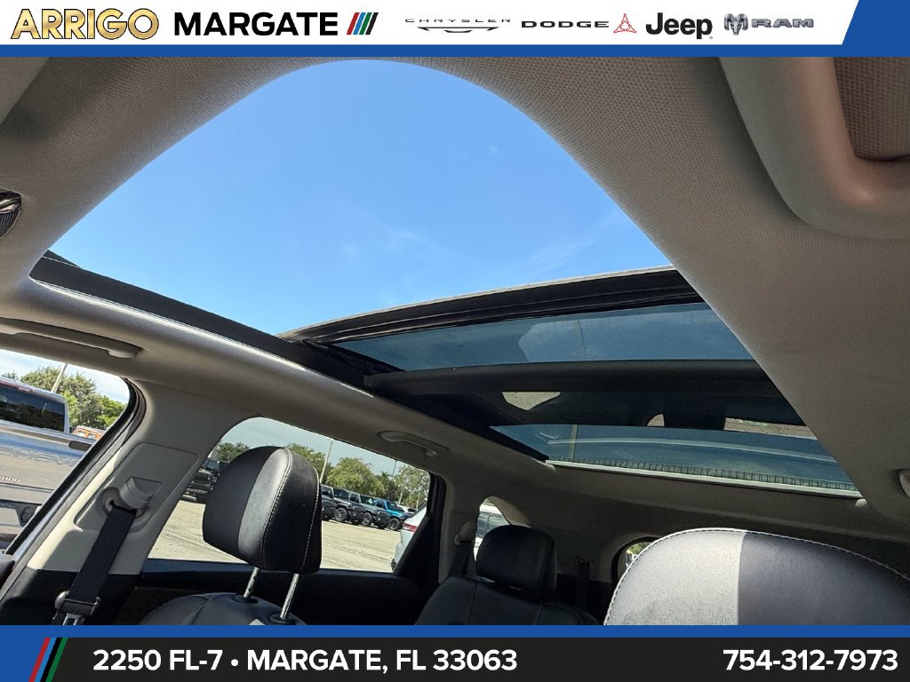 Used 2021 Kia Sorento EX w/ Panoramic Sunroof Package FWD image 20