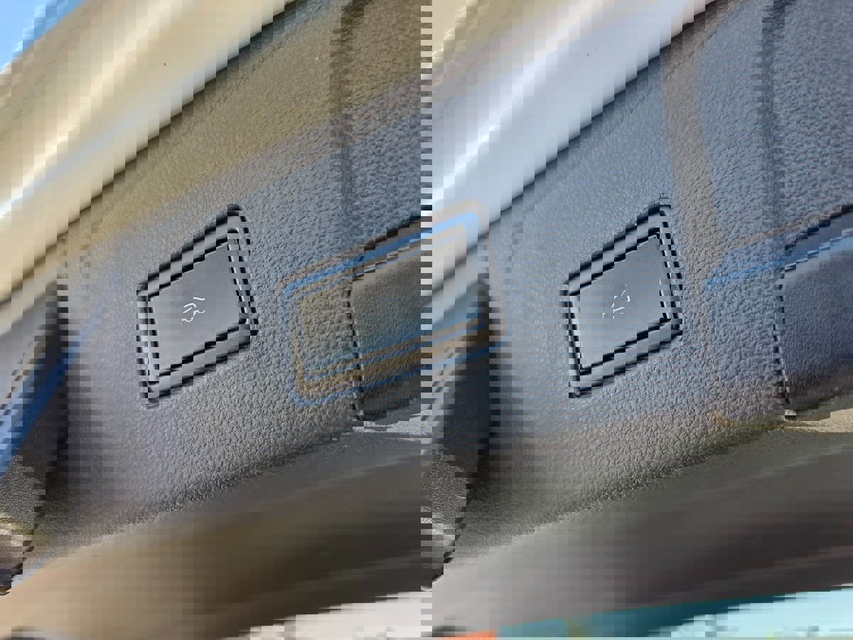 Used 2021 Volkswagen Atlas SE image 20