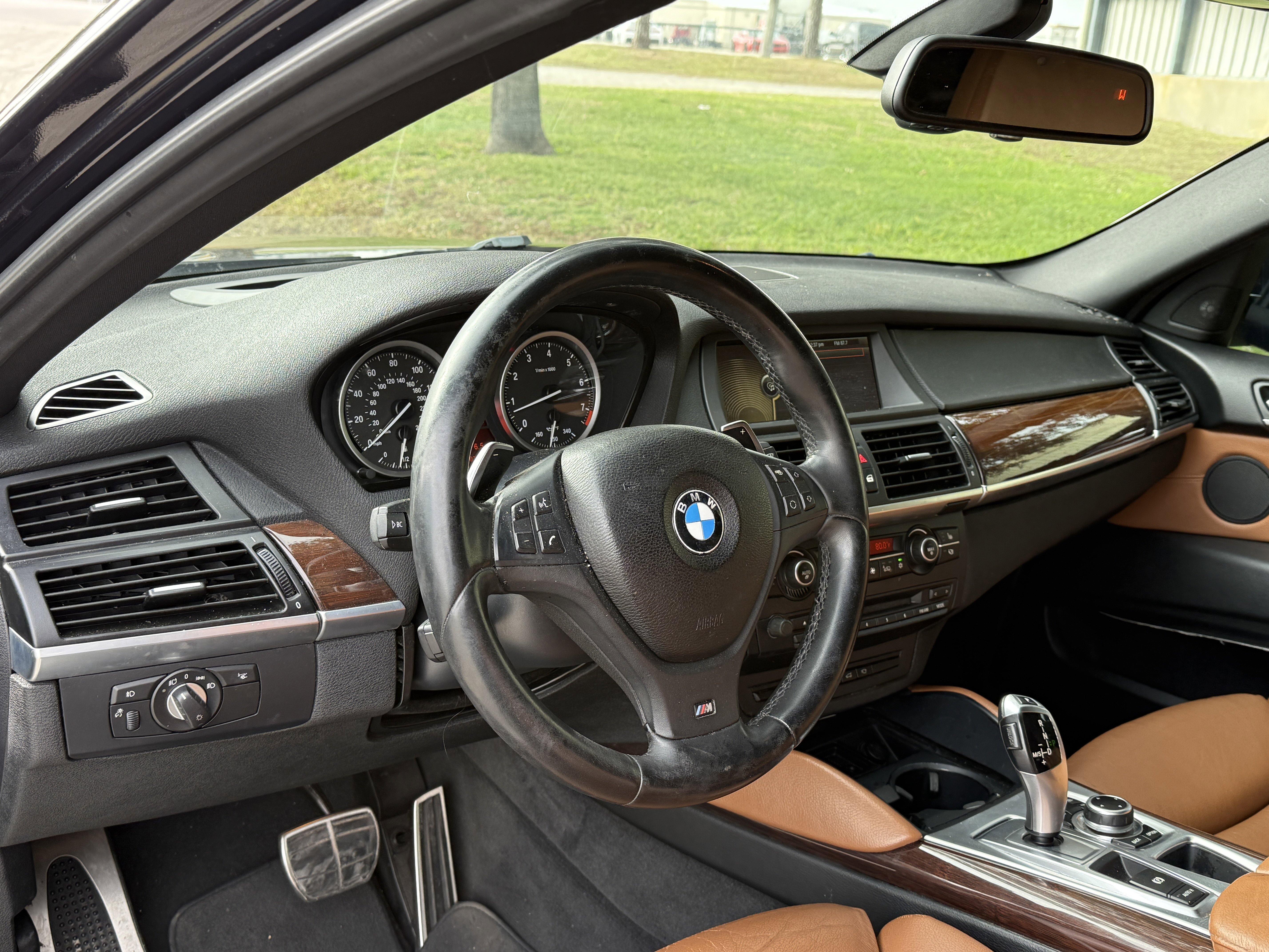 Used 2014 BMW X6 xDrive35i image 16