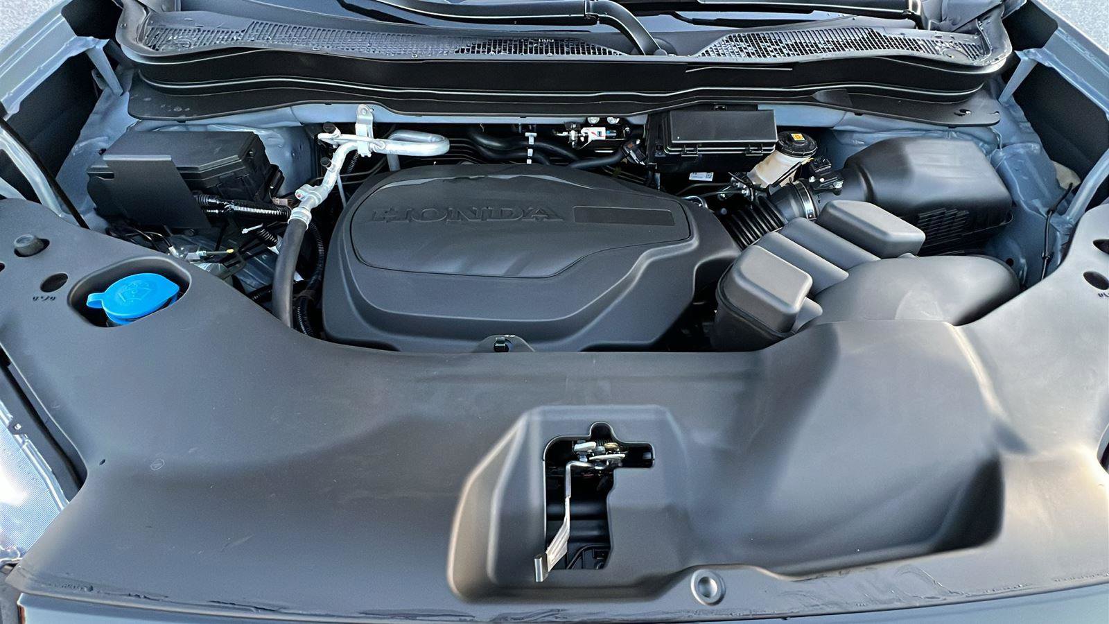 New 2026 Honda Ridgeline Black Edition image 10