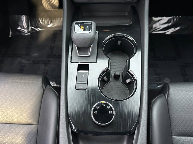 Certified 2022 Nissan Rogue SV w/ SV Premium Package image 33