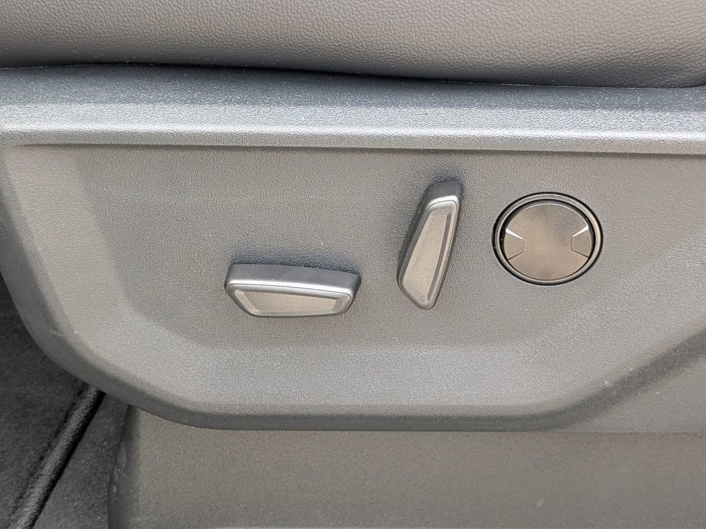 New 2026 Ford F250 Lariat image 37