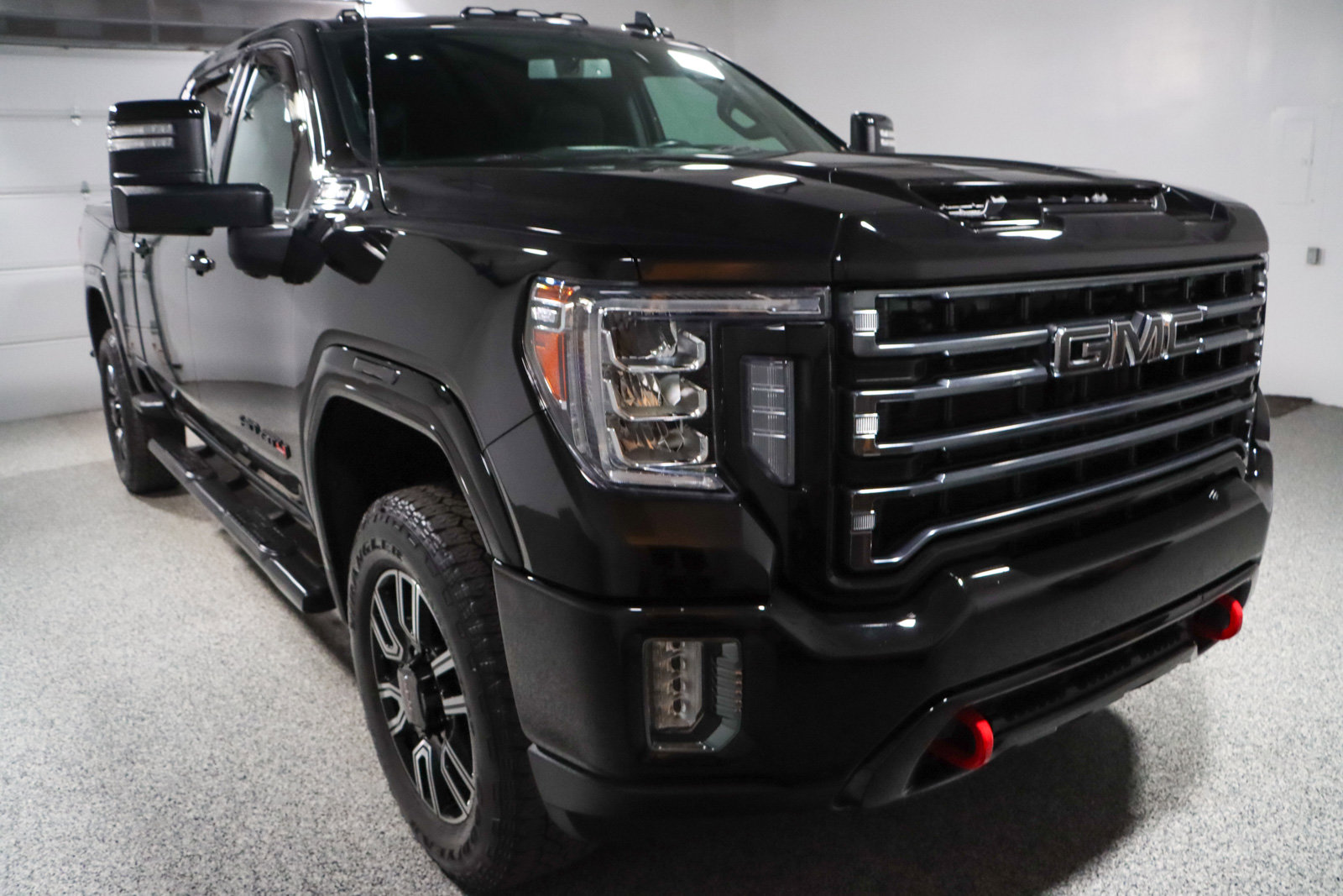 Used 2022 GMC Sierra 2500 AT4 w/ Snow Plow Prep/Camper Package image 5