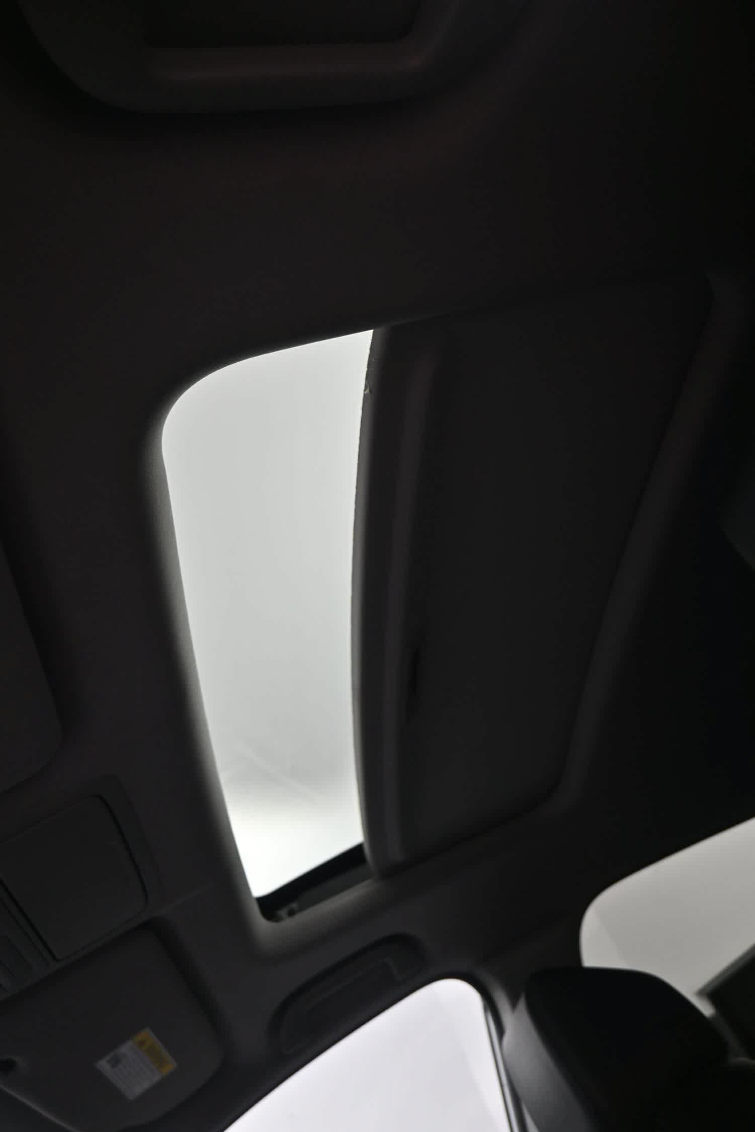 Certified 2022 Honda CR-V Touring image 17