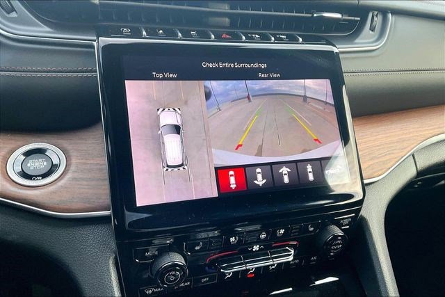 Used 2023 Jeep Grand Cherokee L Summit w/ Advanced Protech Group IV image 26