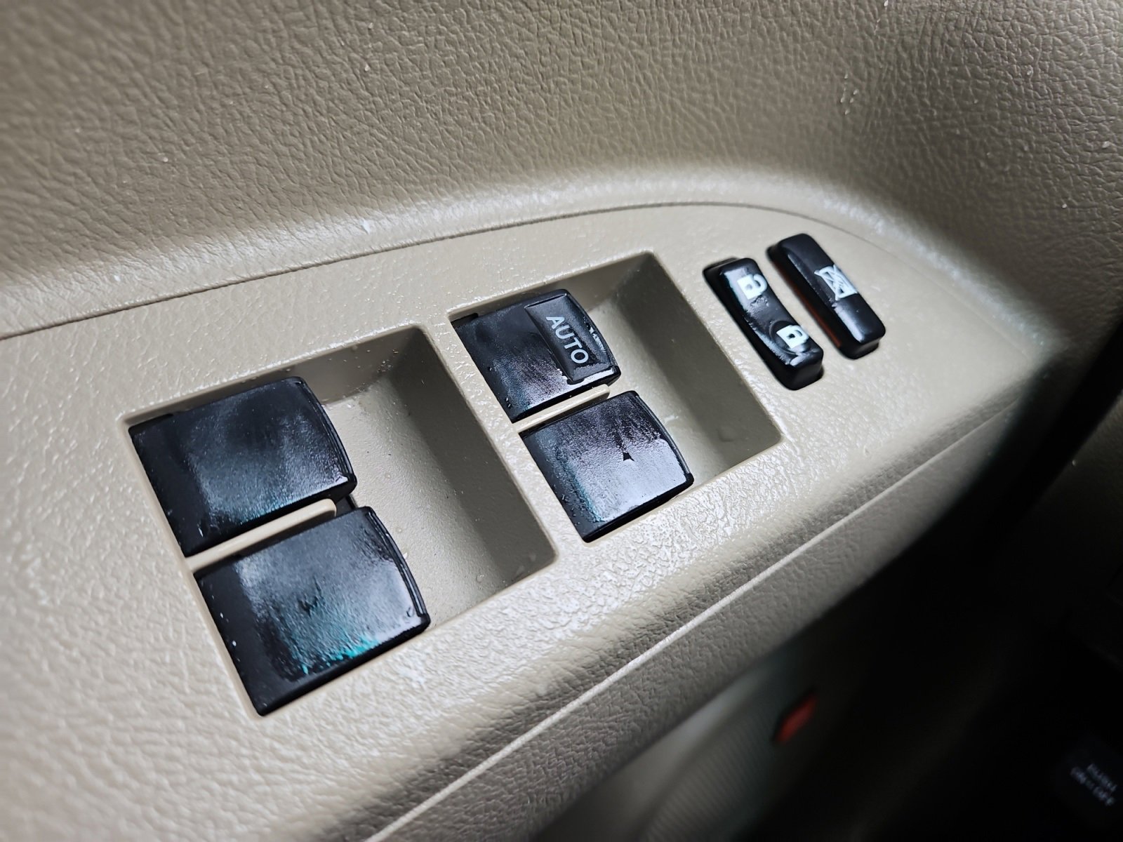 Used 2012 Toyota Highlander Limited image 22