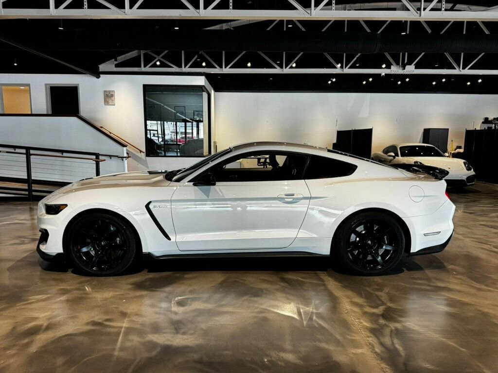 Used 2017 Ford Mustang Shelby GT350 RWD image 2