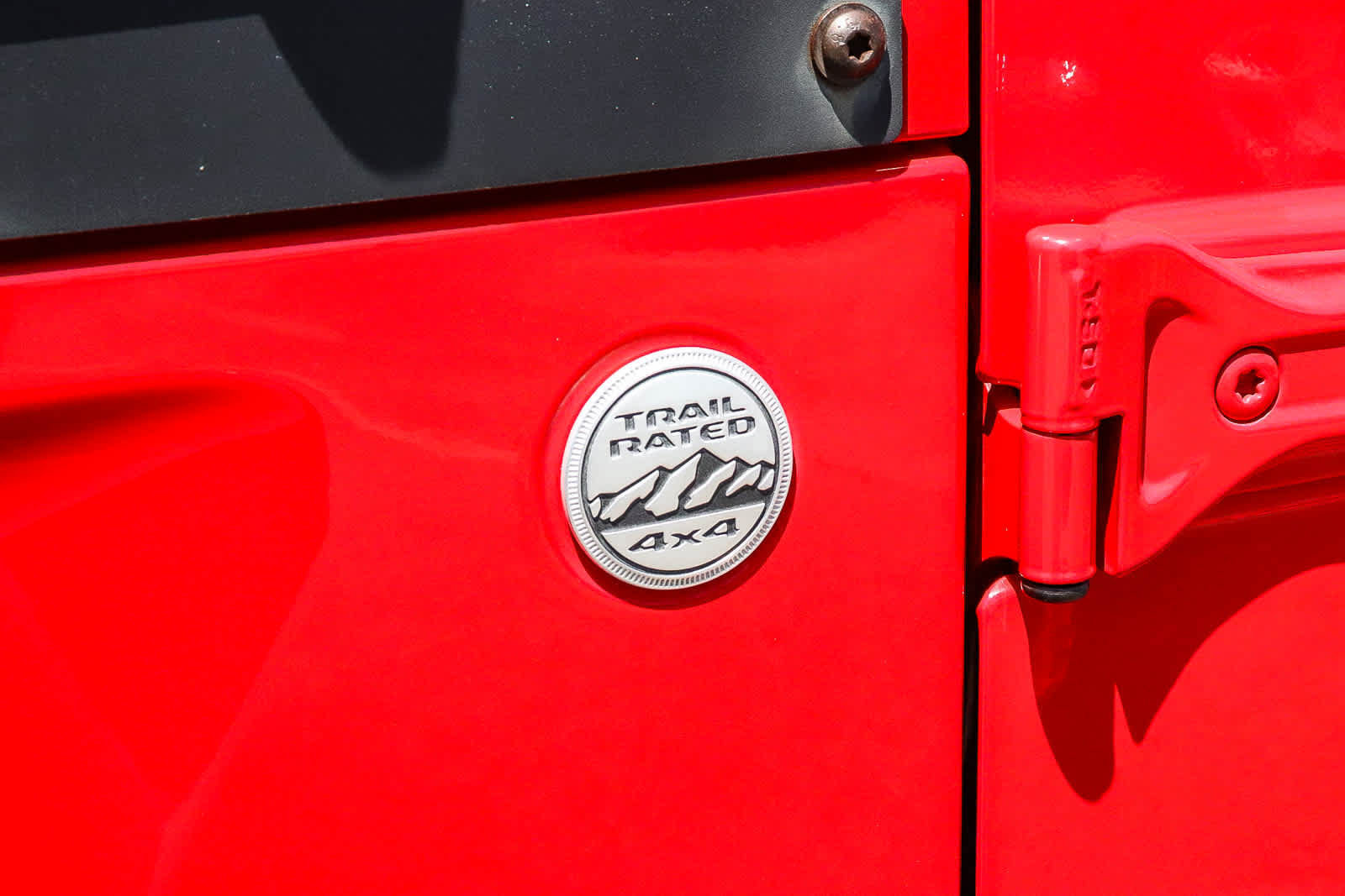 Used 2018 Jeep Wrangler Sport AWD/4WD image 17