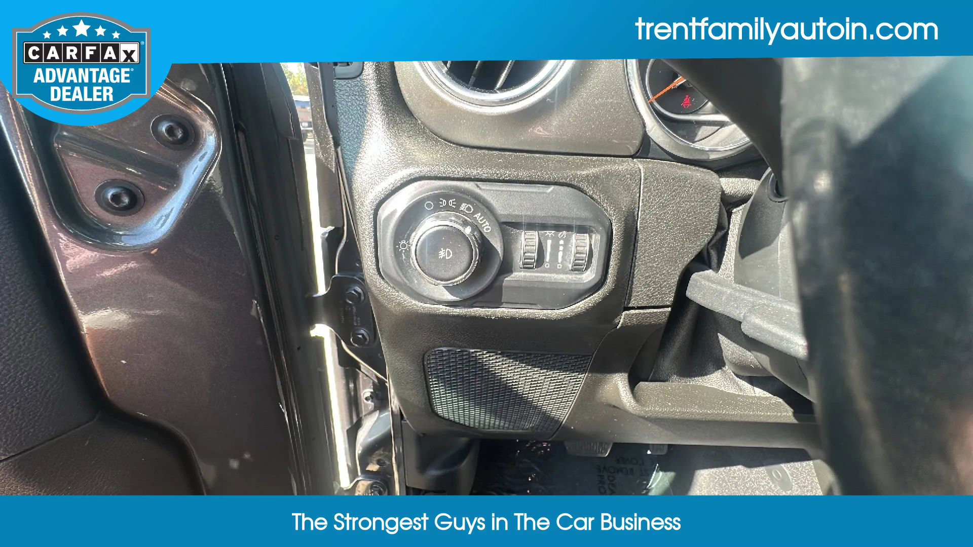 Used 2019 Jeep Wrangler Unlimited Sahara image 25