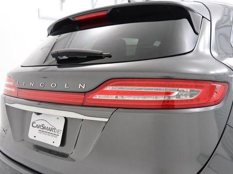 Used 2019 Lincoln MKC Reserve w/ MKC Technology Package FWD image 11