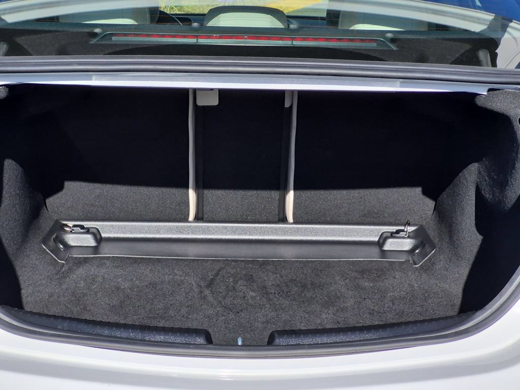 Used 2025 Mercedes-Benz C 300 Sedan image 29