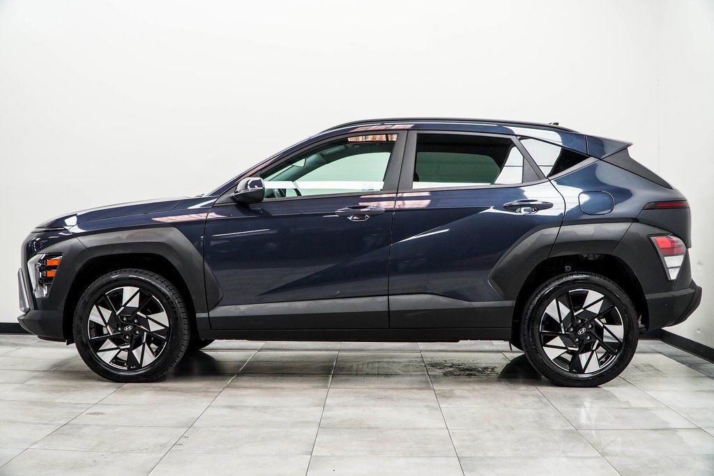 Used 2025 Hyundai Kona SEL image 8