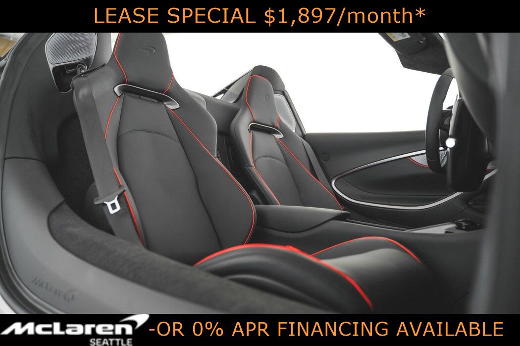 Used 2025 McLaren Artura Spider RWD image 37