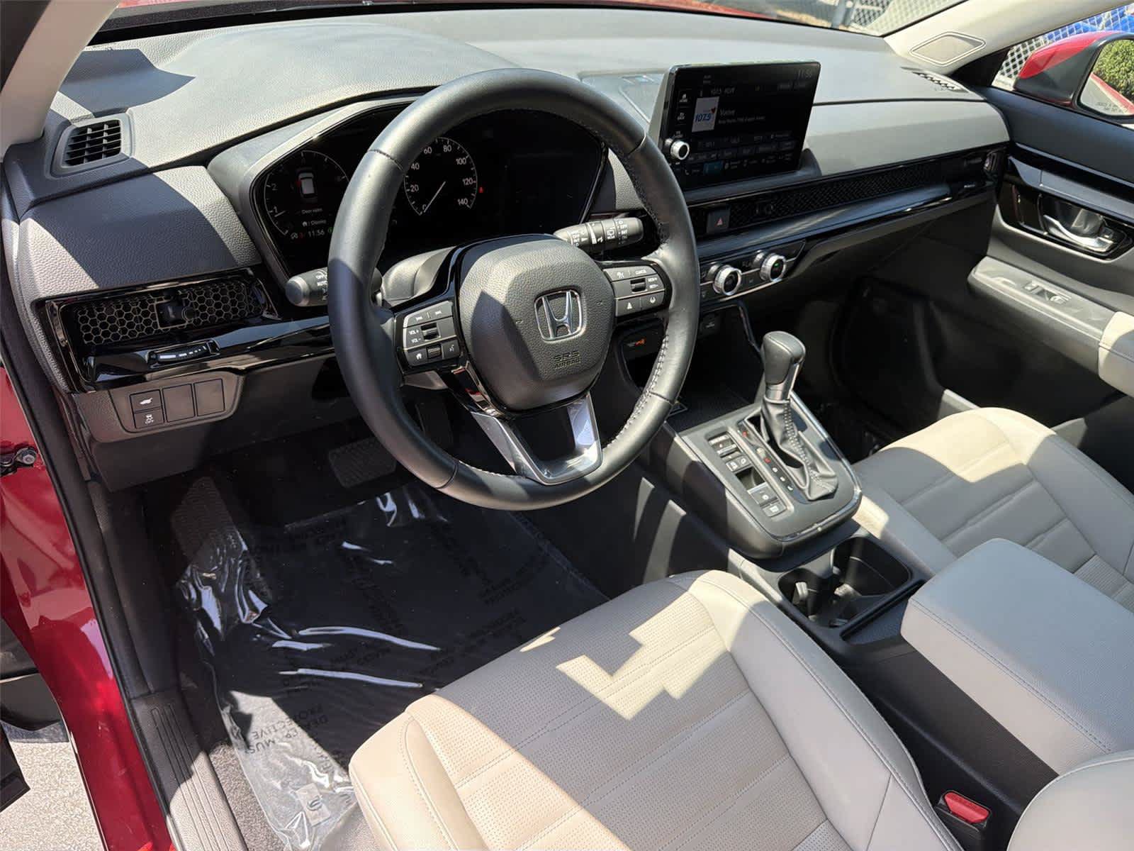 Used 2025 Honda CR-V EX-L image 2