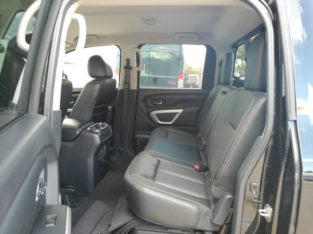 Used 2017 Nissan Titan SL RWD image 18