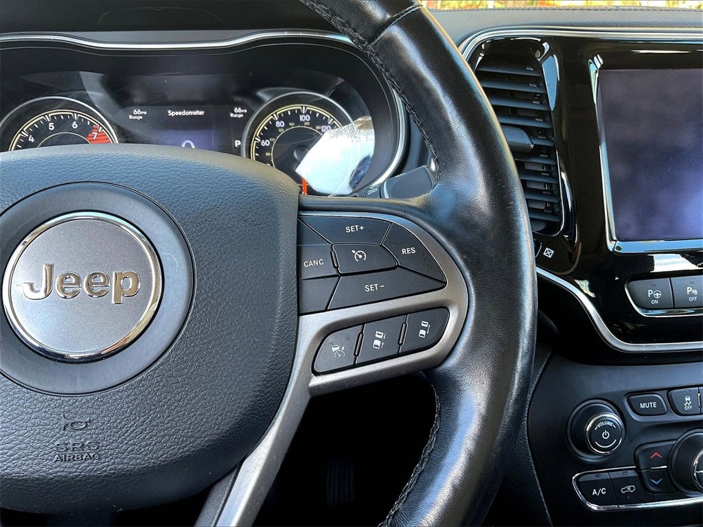 Used 2021 Jeep Cherokee Limited w/ Elite Package image 24