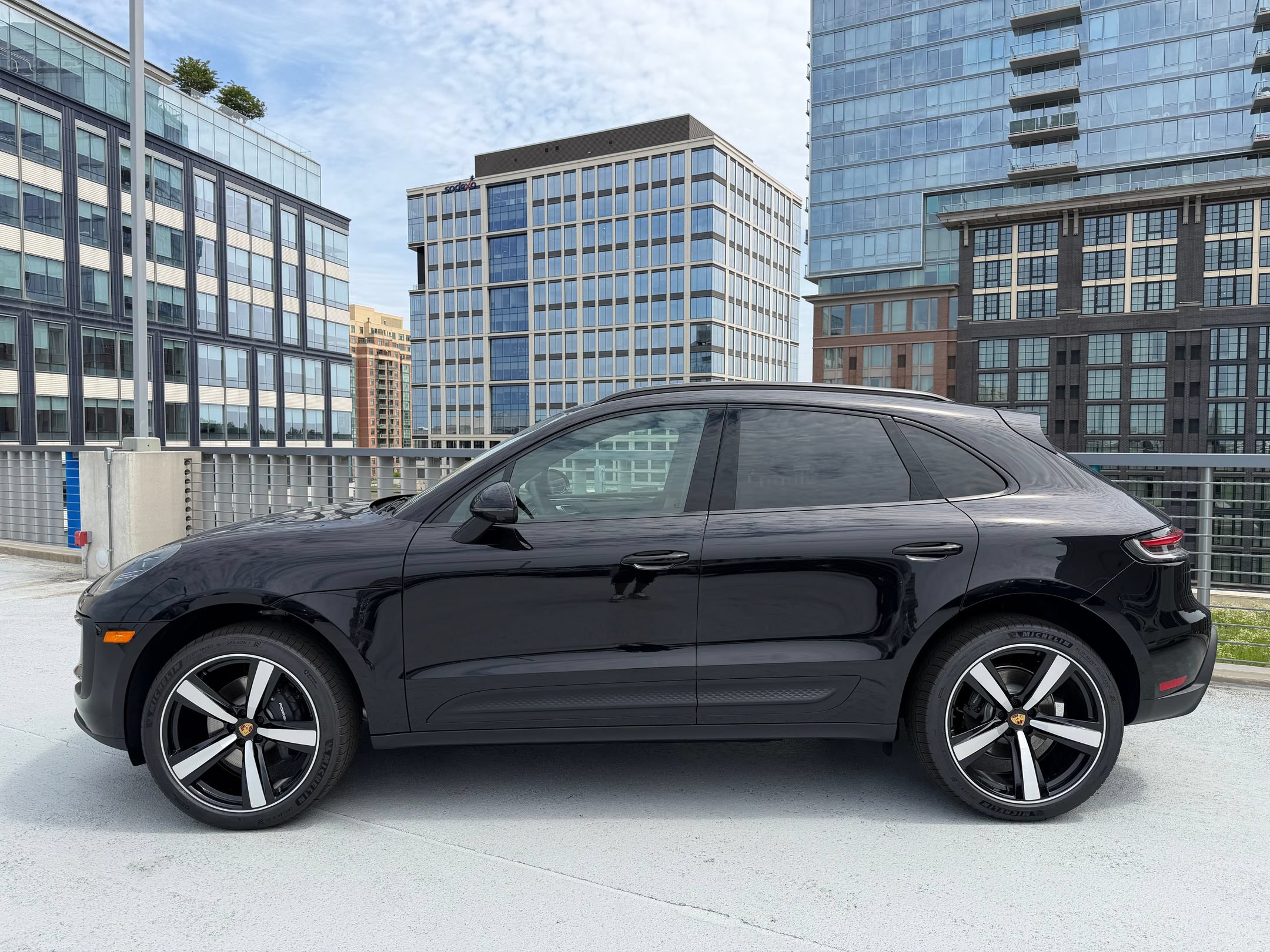New 2026 Porsche Macan AWD/4WD image 2