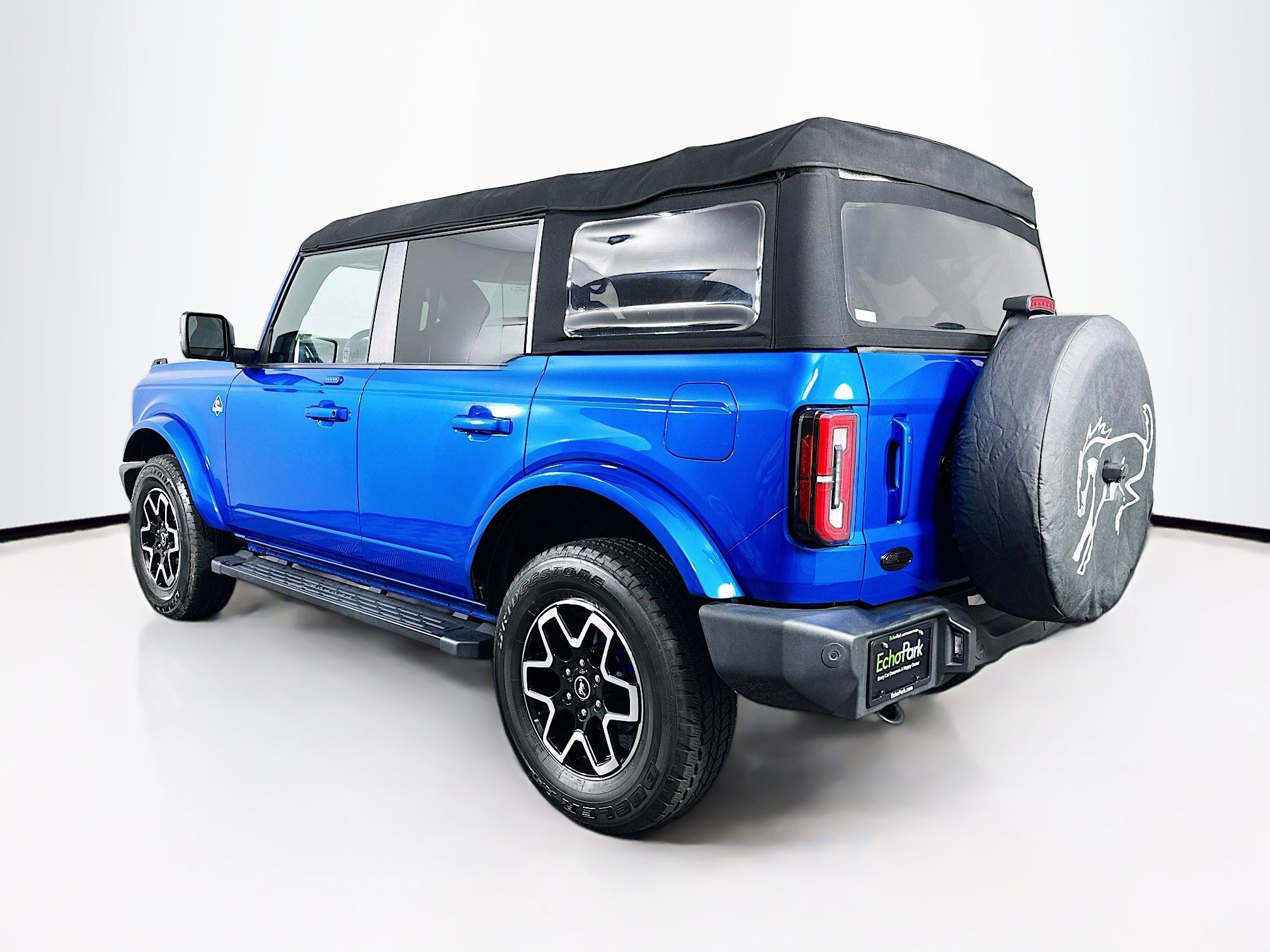 Used 2023 Ford Bronco Outer Banks image 5