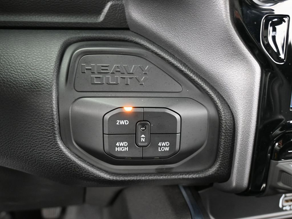 Used 2025 RAM 3500 Laramie image 22