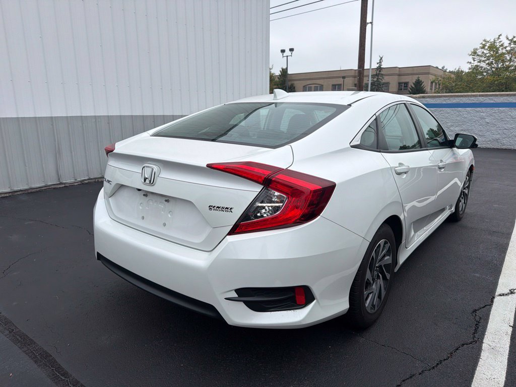 Used 2017 Honda Civic EX image 3