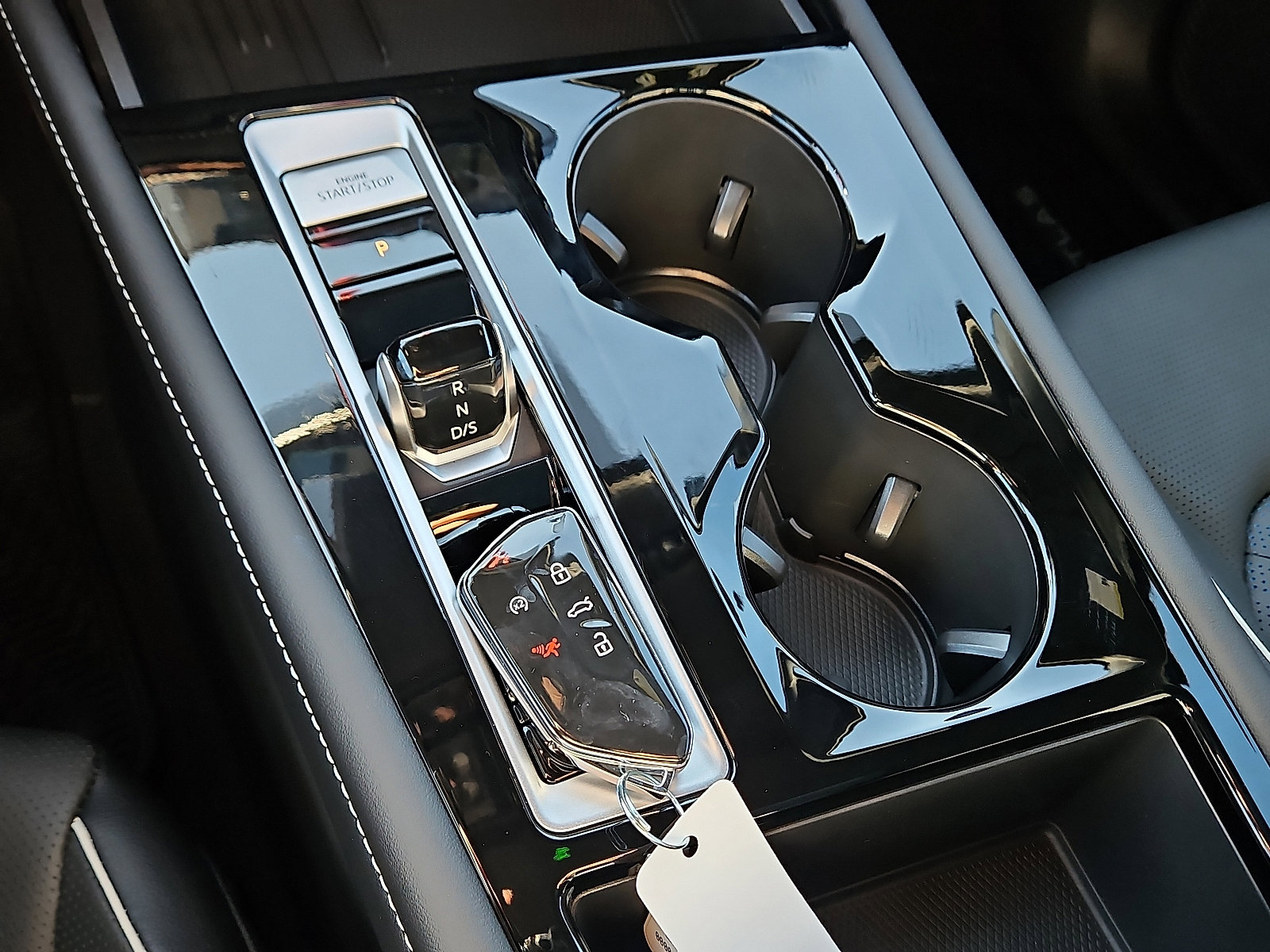 New 2026 Volkswagen Atlas Cross Sport SEL Premium R-Line image 17