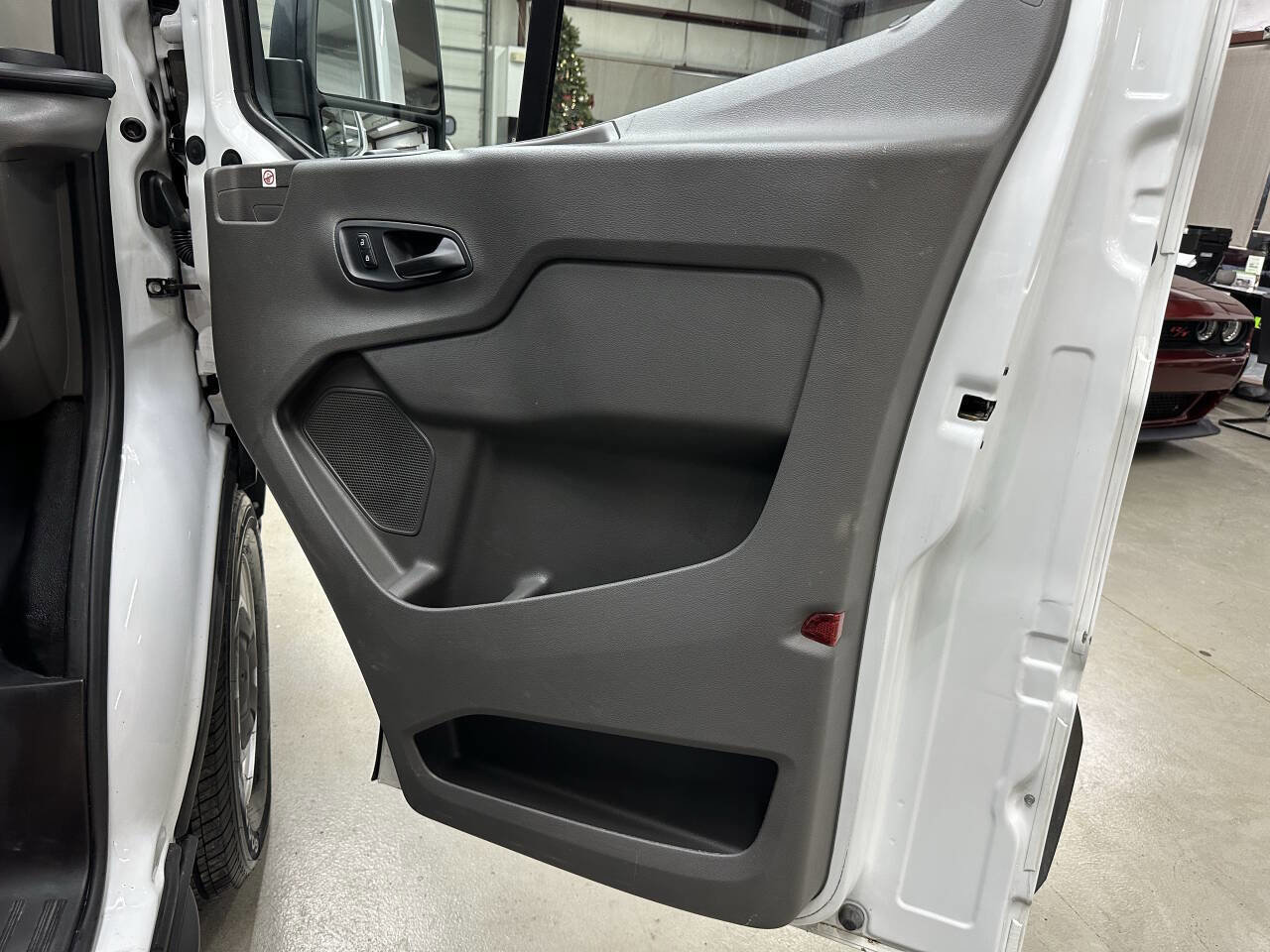 Used 2020 Ford Transit 150 T-150 image 13