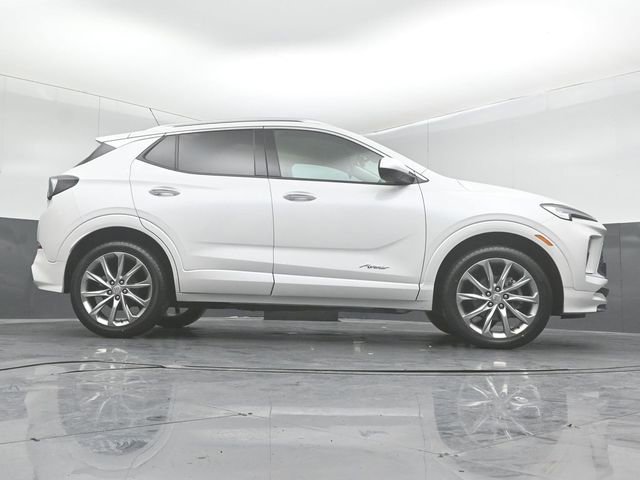 Used 2024 Buick Encore GX Avenir w/ Avenir Convenience Package image 40