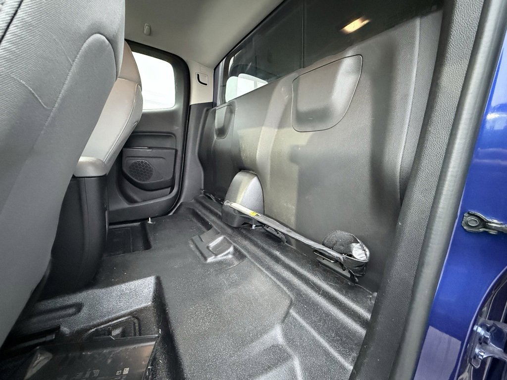 Used 2017 Chevrolet Colorado W/T image 25